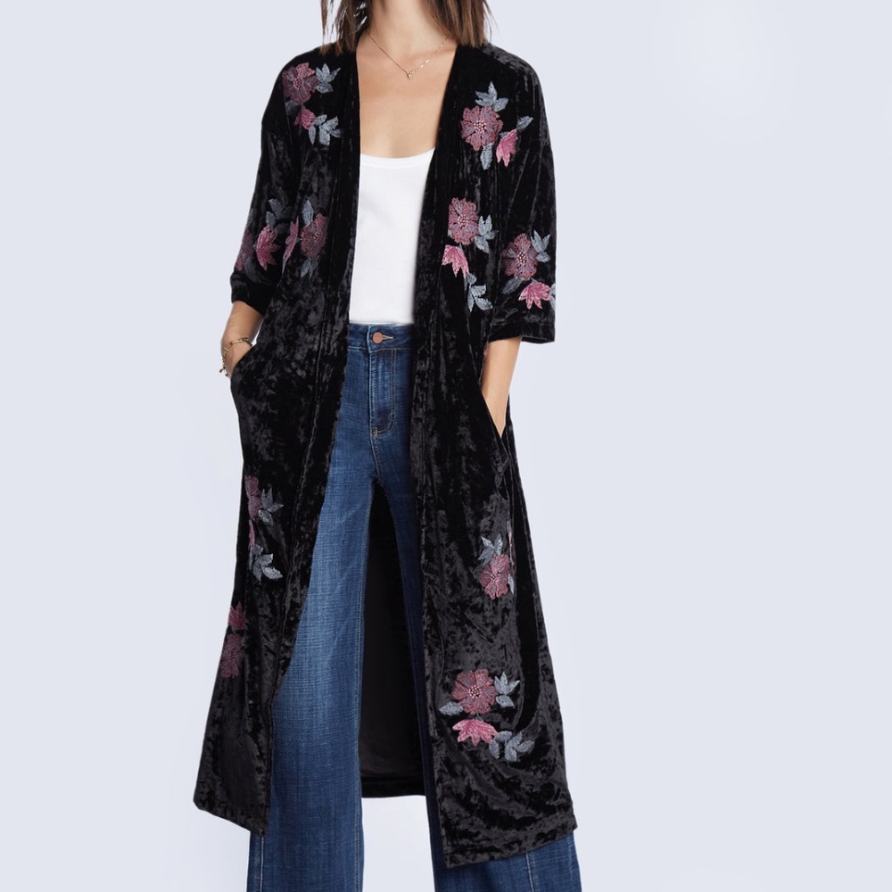 NWT Billy T Embroidered Floral Crushed Velvet Robe Kimono Duster Jacket - Picture 1 of 16